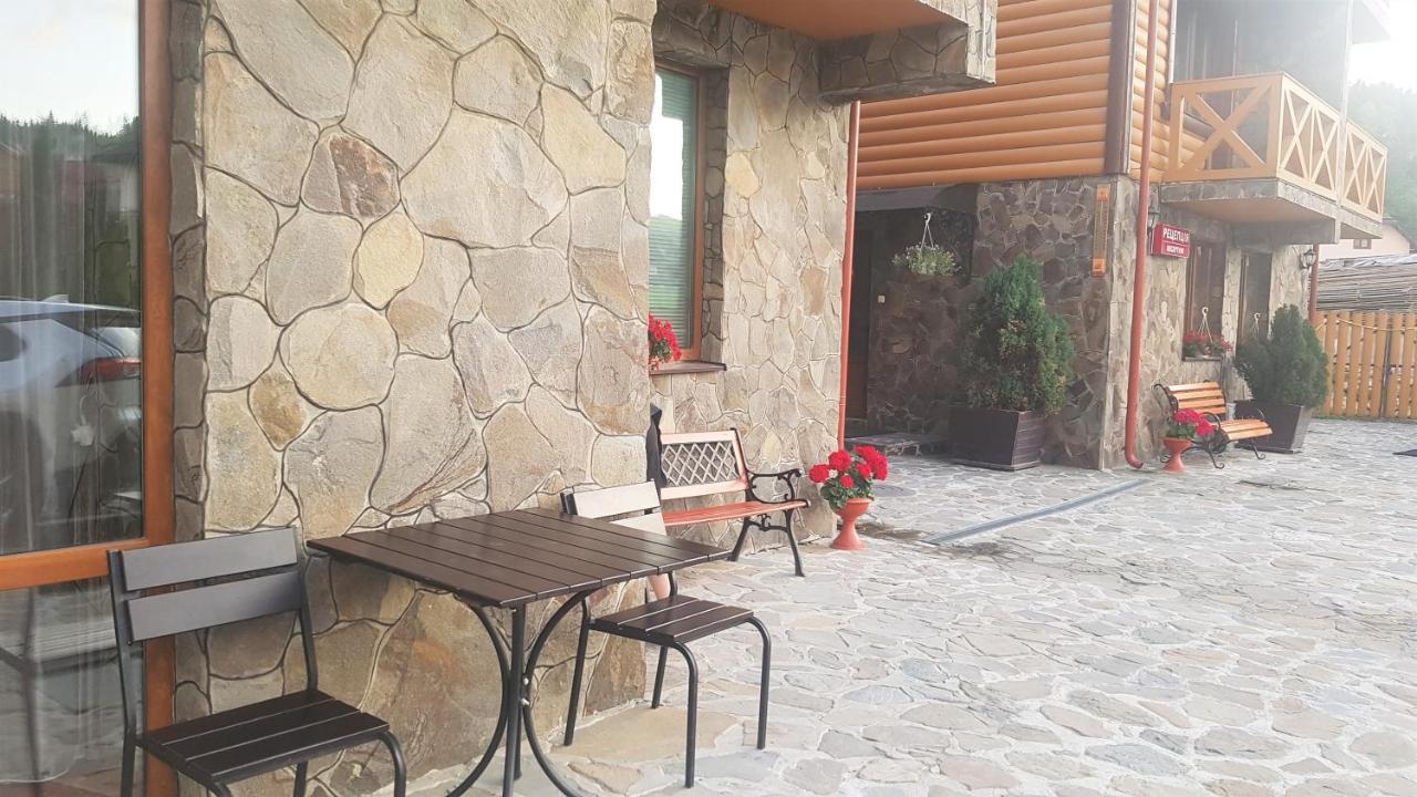 בוקובל Karpatski Zori Hotel מראה חיצוני תמונה
