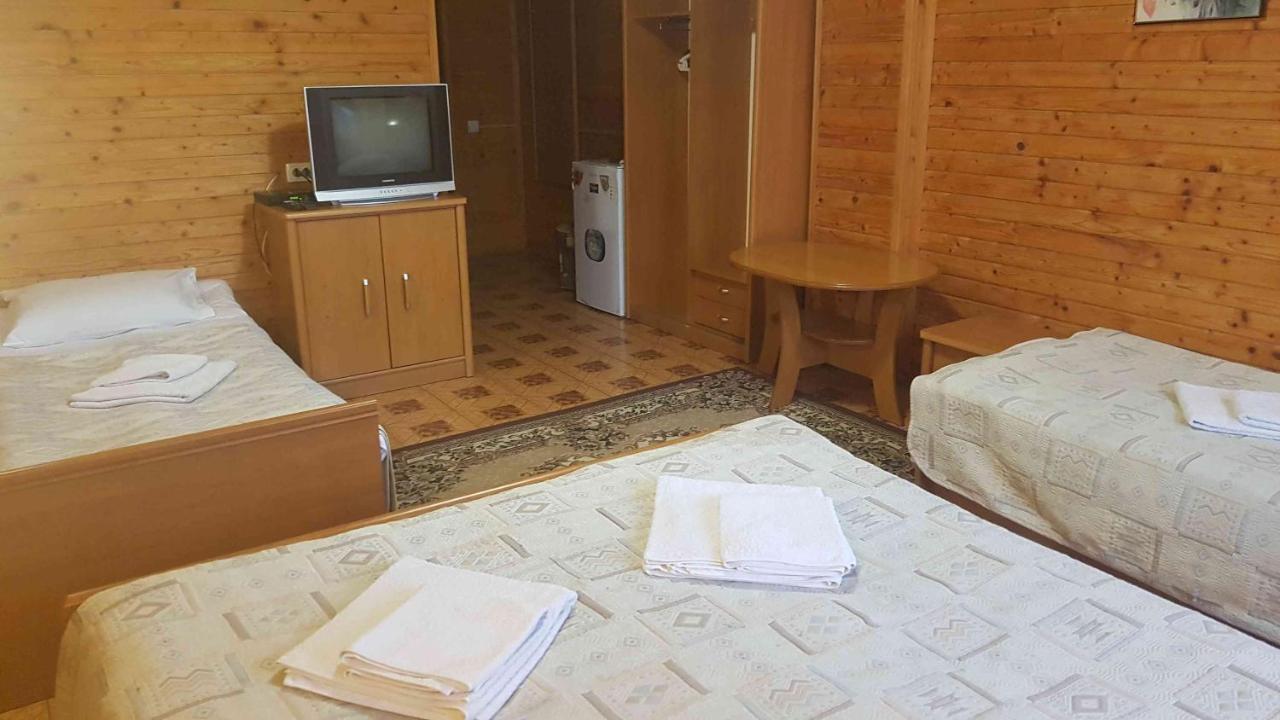 בוקובל Karpatski Zori Hotel מראה חיצוני תמונה