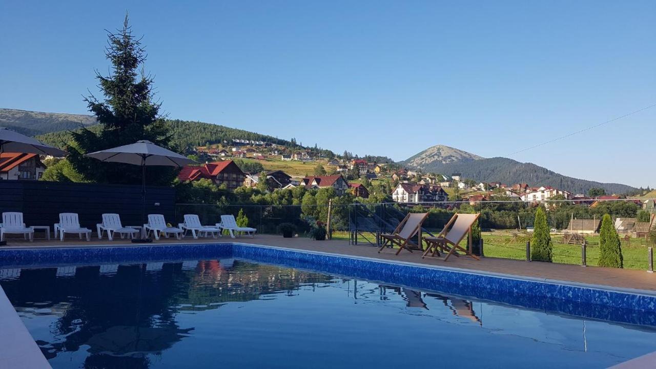 בוקובל Karpatski Zori Hotel מראה חיצוני תמונה
