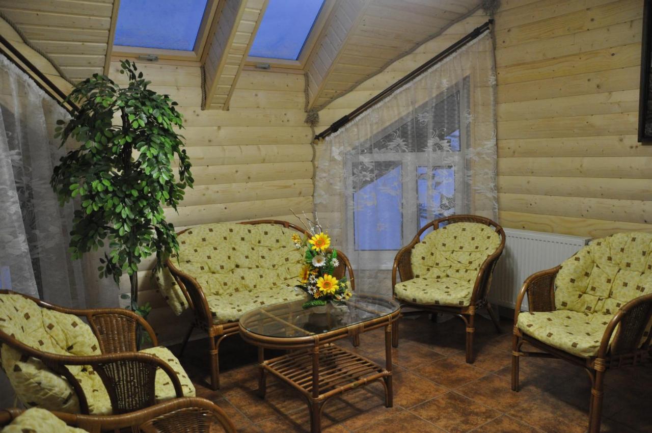 בוקובל Karpatski Zori Hotel מראה חיצוני תמונה